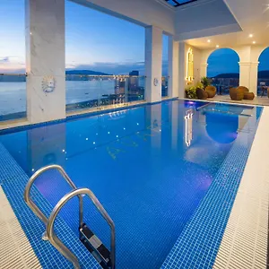 Hotel Avari