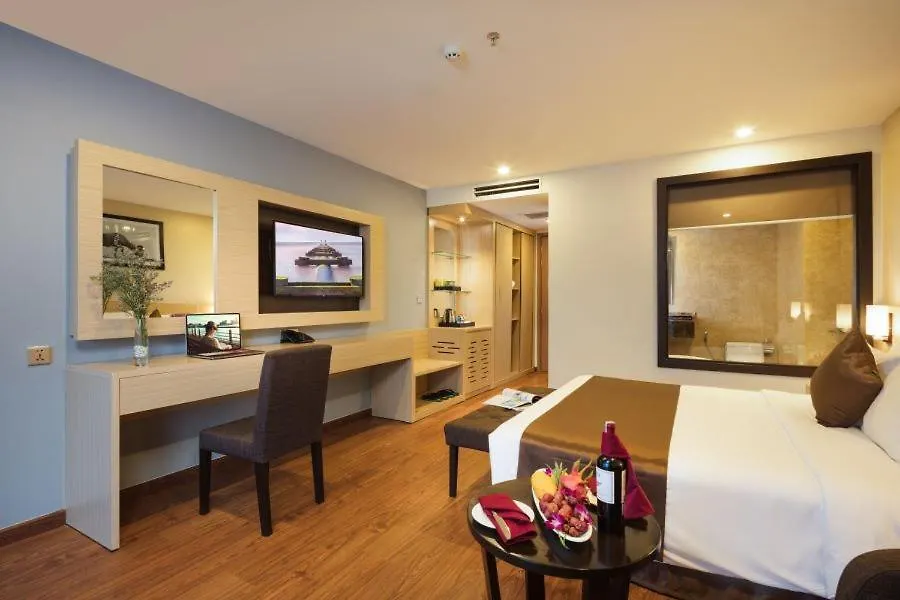 Sao Viet Hotel By Onhotelrooms 나트랑 B&B
